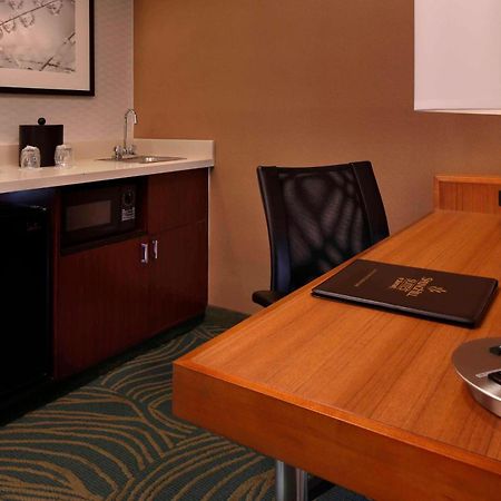 Springhill Suites By Marriott Waterford / Mystic Ню Лондон Екстериор снимка