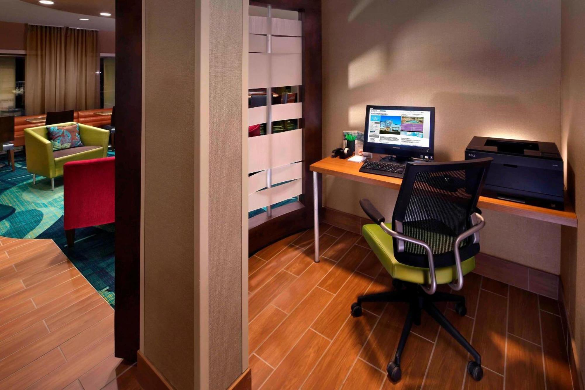 Springhill Suites By Marriott Waterford / Mystic Ню Лондон Екстериор снимка