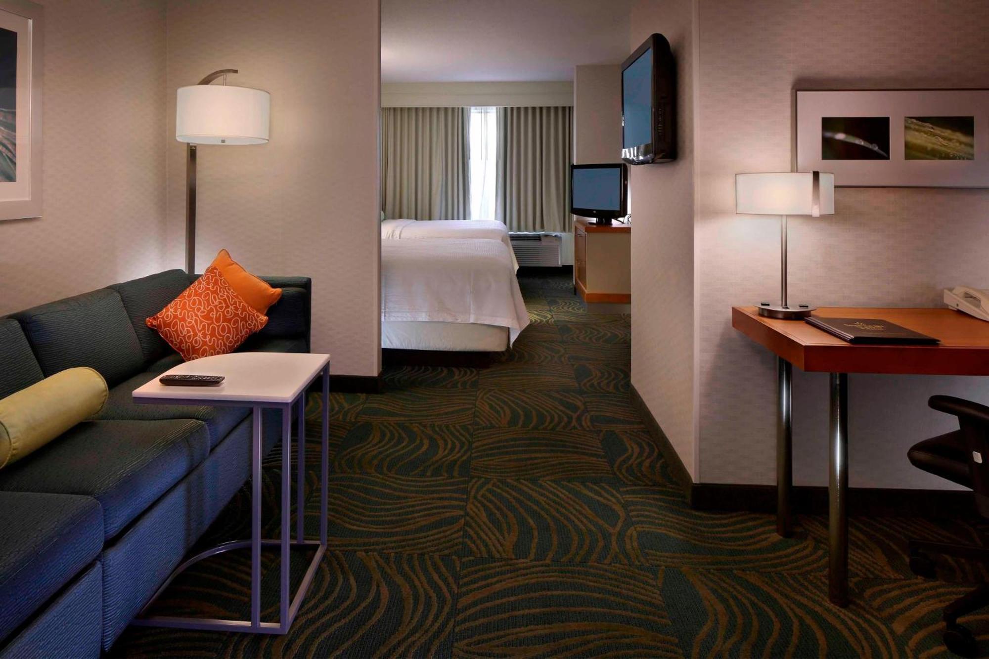 Springhill Suites By Marriott Waterford / Mystic Ню Лондон Екстериор снимка